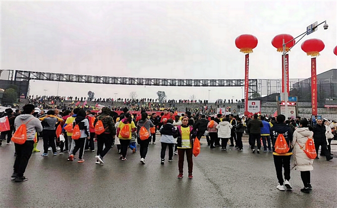 享受快乐 跑出健康---何建民