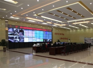 现代化的调度指挥中心 袁少彭摄影作品