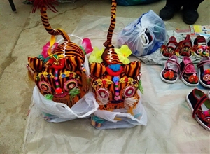 手工虎头枕 杨阳摄影作品