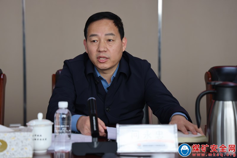蒲白矿业公司党委书记、董事长问永忠 元宵节到蒲城清洁能源化工有限责任公司走访慰问