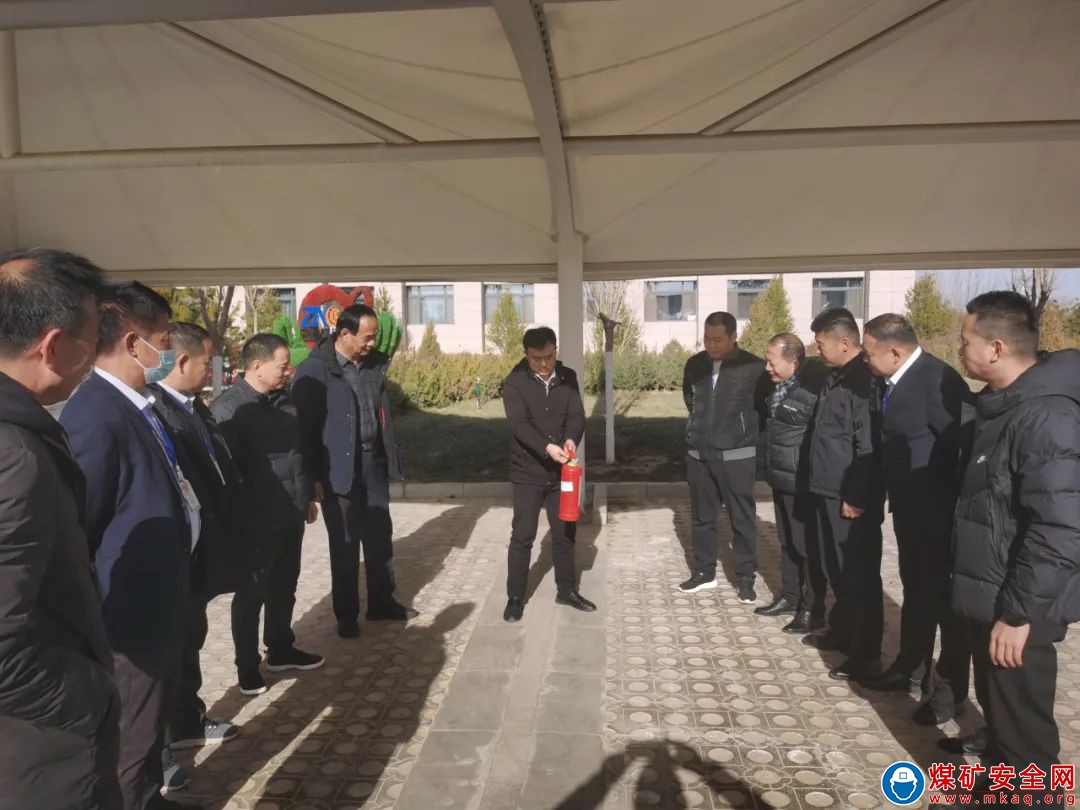 陕西中能煤田有限公司：冬季车辆早排查 时刻防控保安全