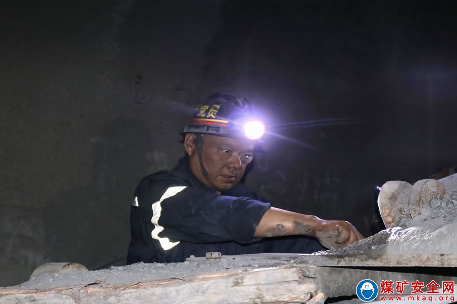 井巷深处的引路人——廖哆全